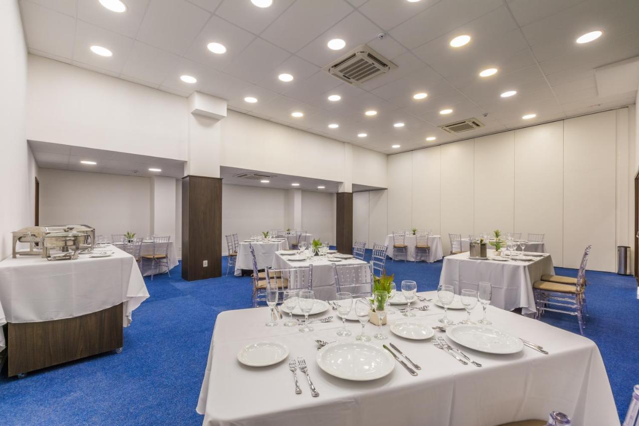 Hotel Bristol Guararapes Centro De Eventos 3*