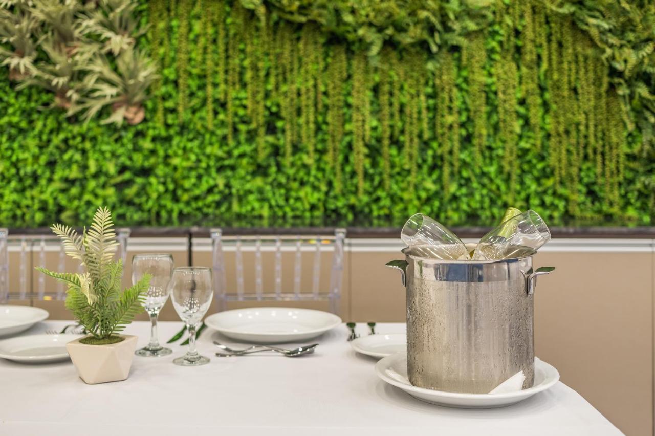 Hotel Bristol Guararapes Centro De Eventos 3*